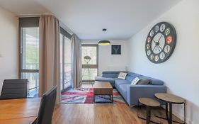 Apartmate- Heart Of Oldtown Apartment- Sauna & Security